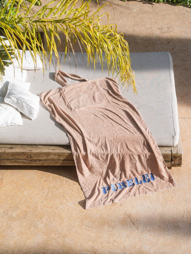 Blue Paradise Bath Towel With Pocket