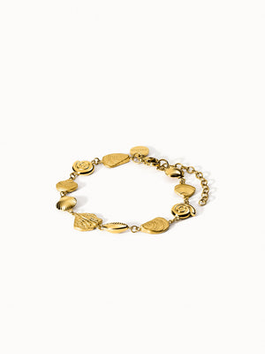 {"color":"Gold", "type":"lead_image"}