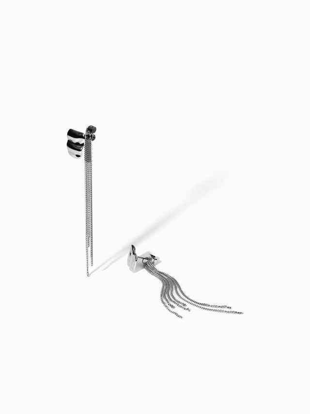 PURELEI Allure Ohrringe aus silbernem Edelstahl mit organischem Stecker und filigranen Ketten für elegante Bewegung