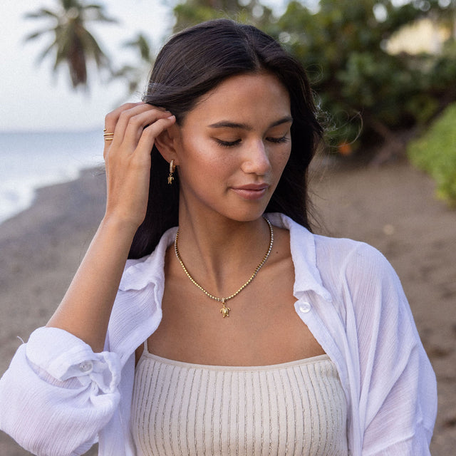 Collier Honu White