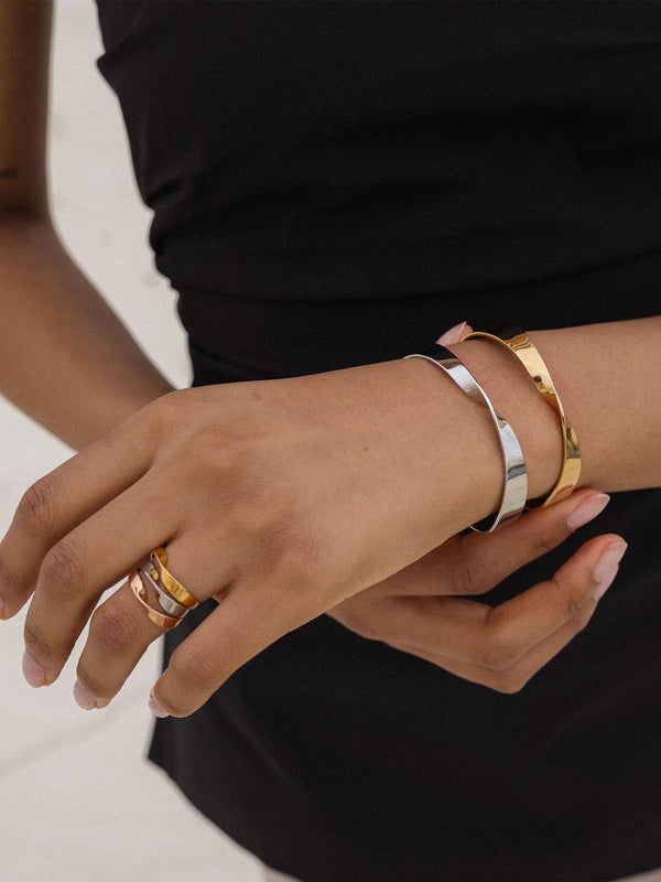 Balance Bracelet Set