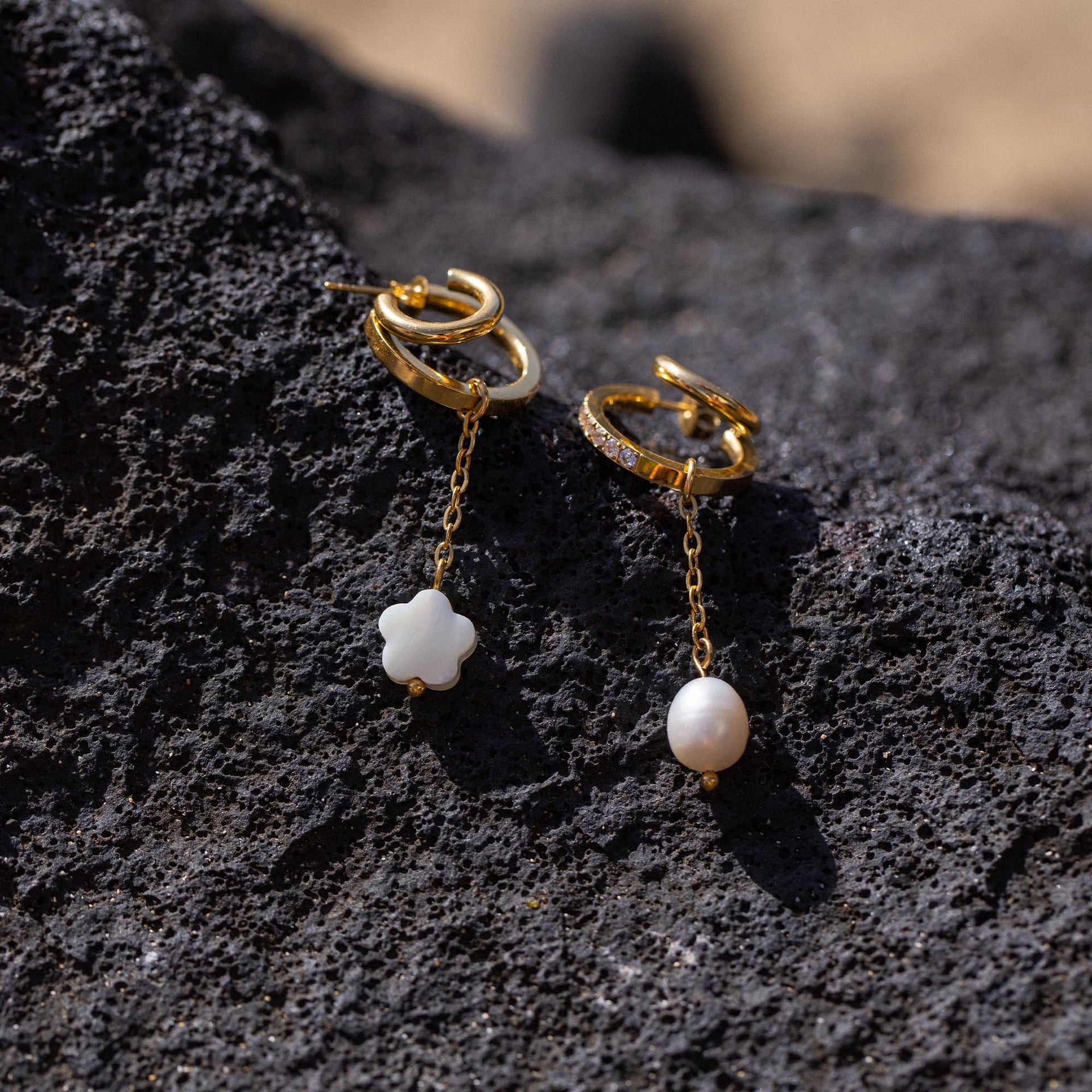 Charm Pearl Drop