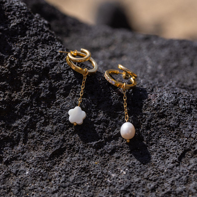 Charm Pearl Drop
