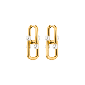 Goldene Ohrringe mit Perlen von PURELEI, modern und elegant.