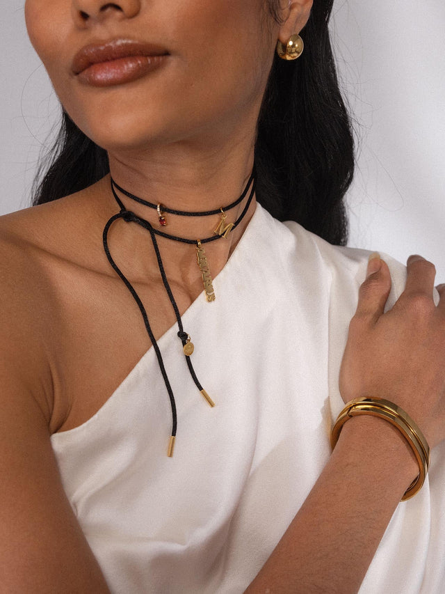 Collier Black Satin