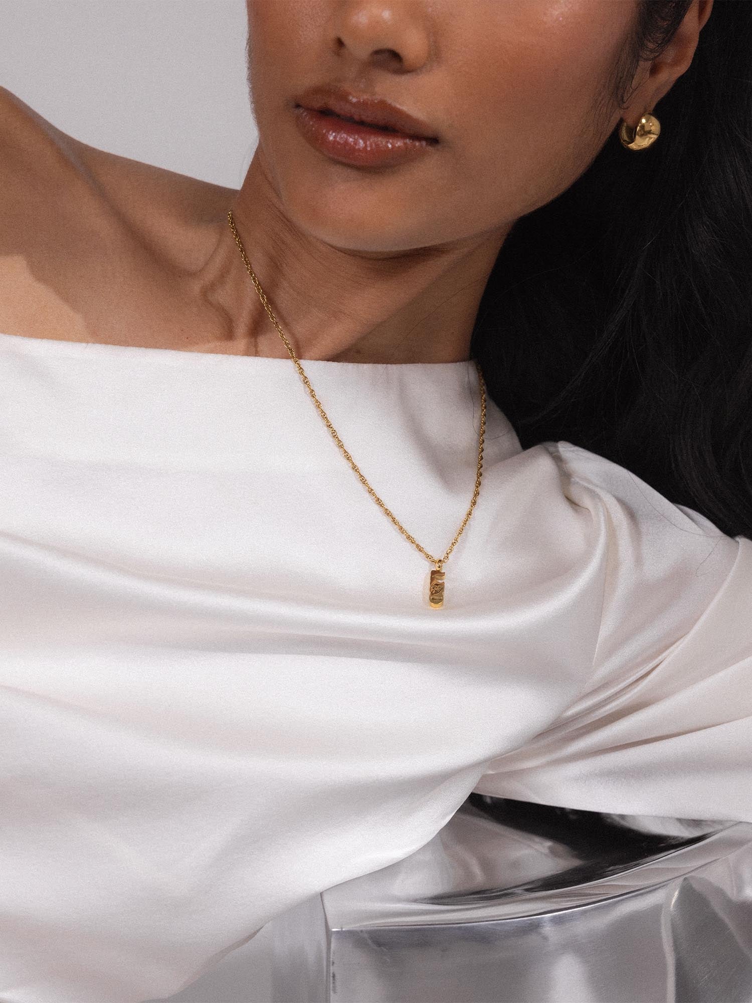 Charm Lettre Leo
