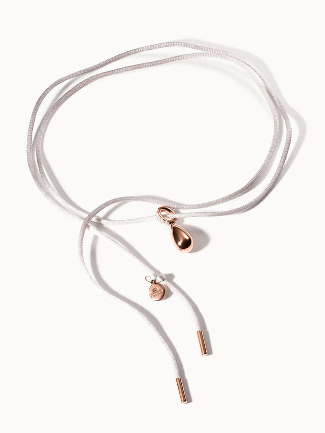 Collier Gray Satin