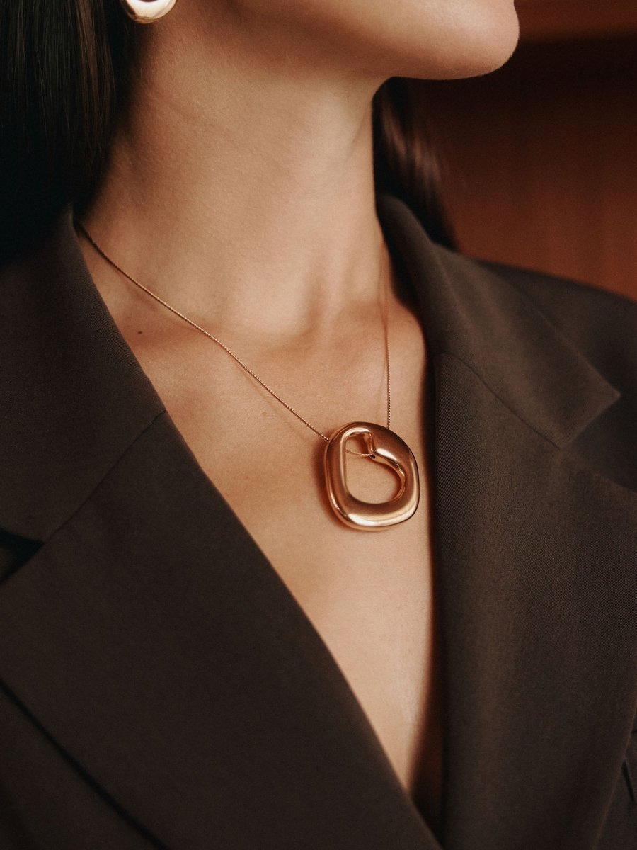 Fluid Forms Necklace - INT PURELEI