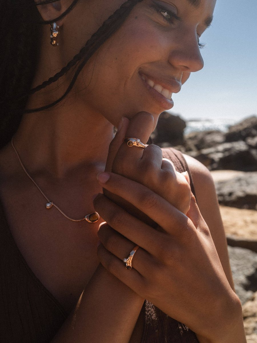 Golden Gaze Ring - INT PURELEI