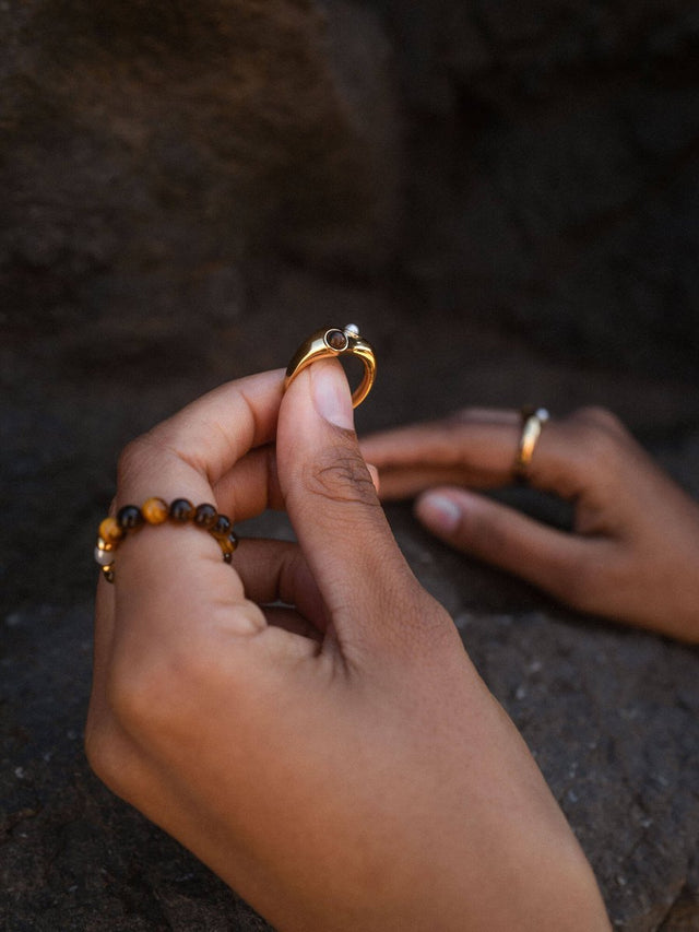 Golden Gaze Ring - INT PURELEI