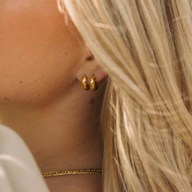 Silk Earring - INT PURELEI